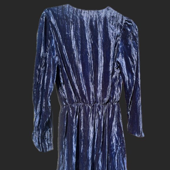 H&M Dresses | Beautiful Blue Velvet Dress | Color: Blue | Size: 6 , long sleeve - Picture 2 of 4